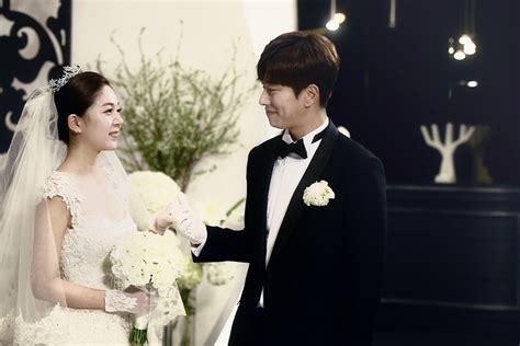 yoon hyun min baek jin hee married